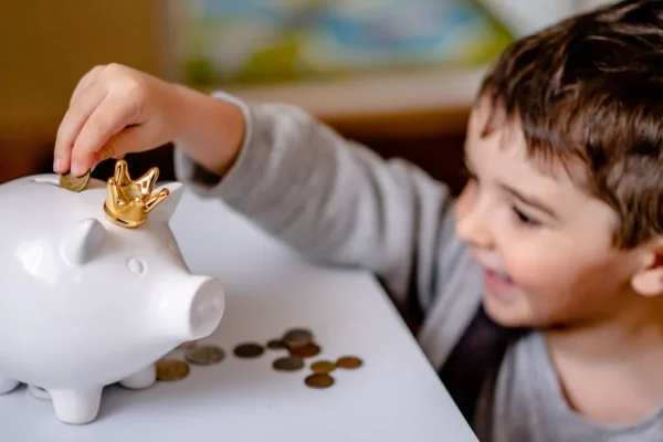 Alfabetização Financeira no Trabalho: O Que Toda Empresa Deveria Ensinar